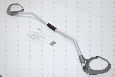 Subaru strut brace