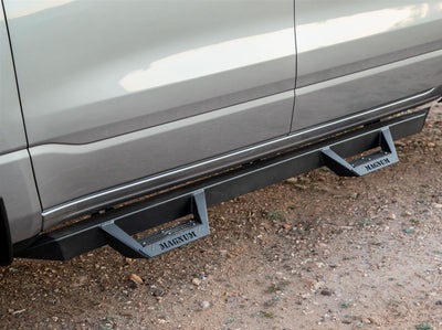 1618 RAM 1500 QUAD CAB(18C RAM CLASSIC) BLK CAB LENGTH RT STEPS