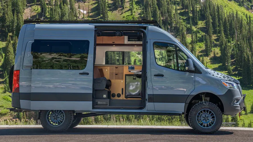 FIXED WINDOW 14C PROMASTER 159IN EXT LEFT HAND QUARTER FIXED