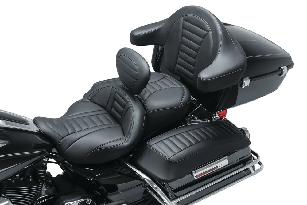 Mustang 08-21 Harley Electra Glide/Rd Glide/Rd King 1PC Seat Deluxe - Black w/ Red Stitching