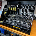 30 X 15IN STEEL TRIANGLE TOOLBOXBLACK