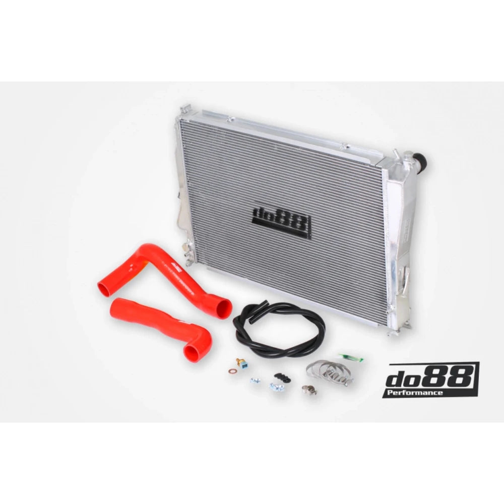 do88 00-06 BMW M3 (E46) Aluminum Radiator w/Red Hoses