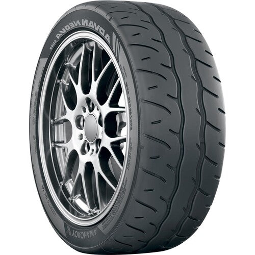 285/30R18 97W XL AD09