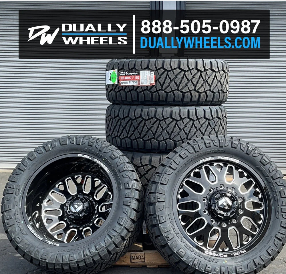 D19 24X8.25 8X210 GL-BLK-MIL 105MM