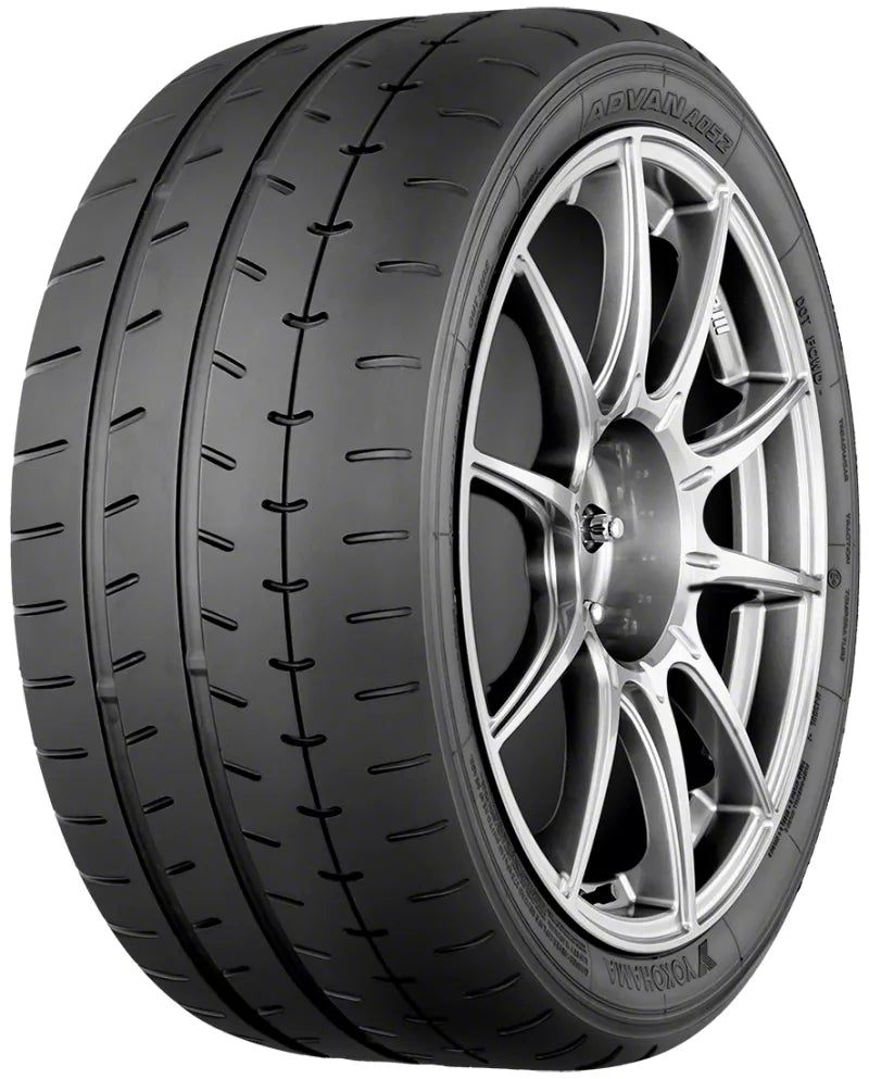 ADVAN A052 265/40ZR19