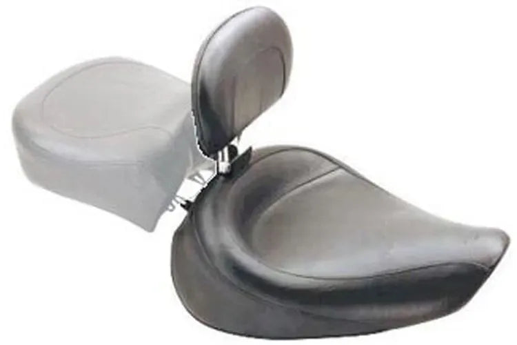 Mustang 06-17 Harley Dyna Wide Touring Solo Seat w/Driver Backrest w/Studs - Black