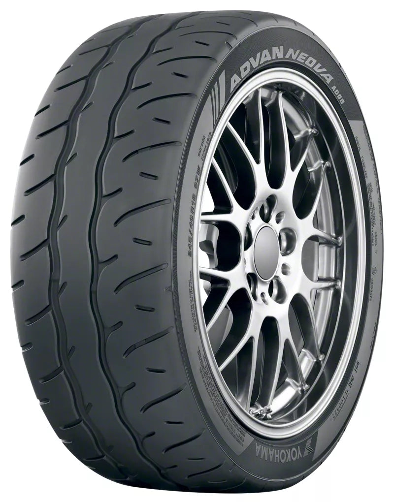 255/40R20 101W XL AD09
