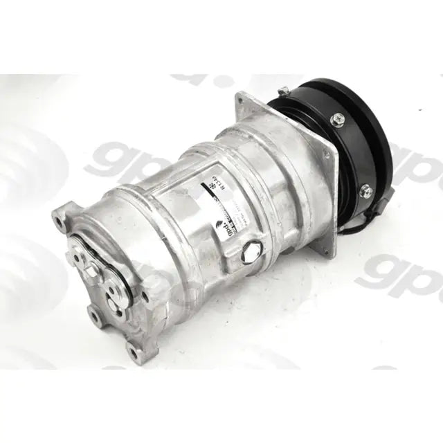 COMPRESSOR W/ CLUTCH