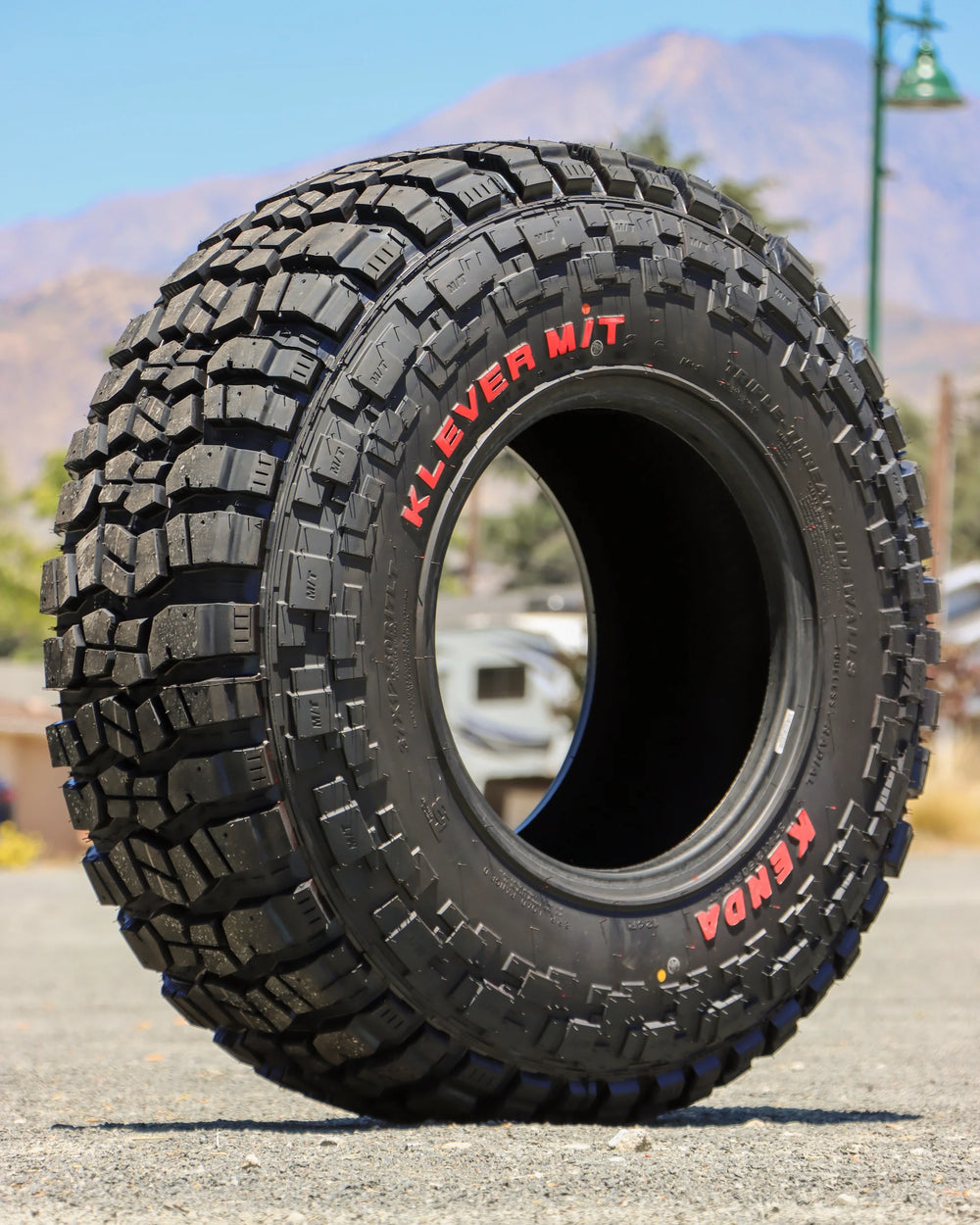 KR629 KLEVER M/T2 124 R RBL 37X12.5