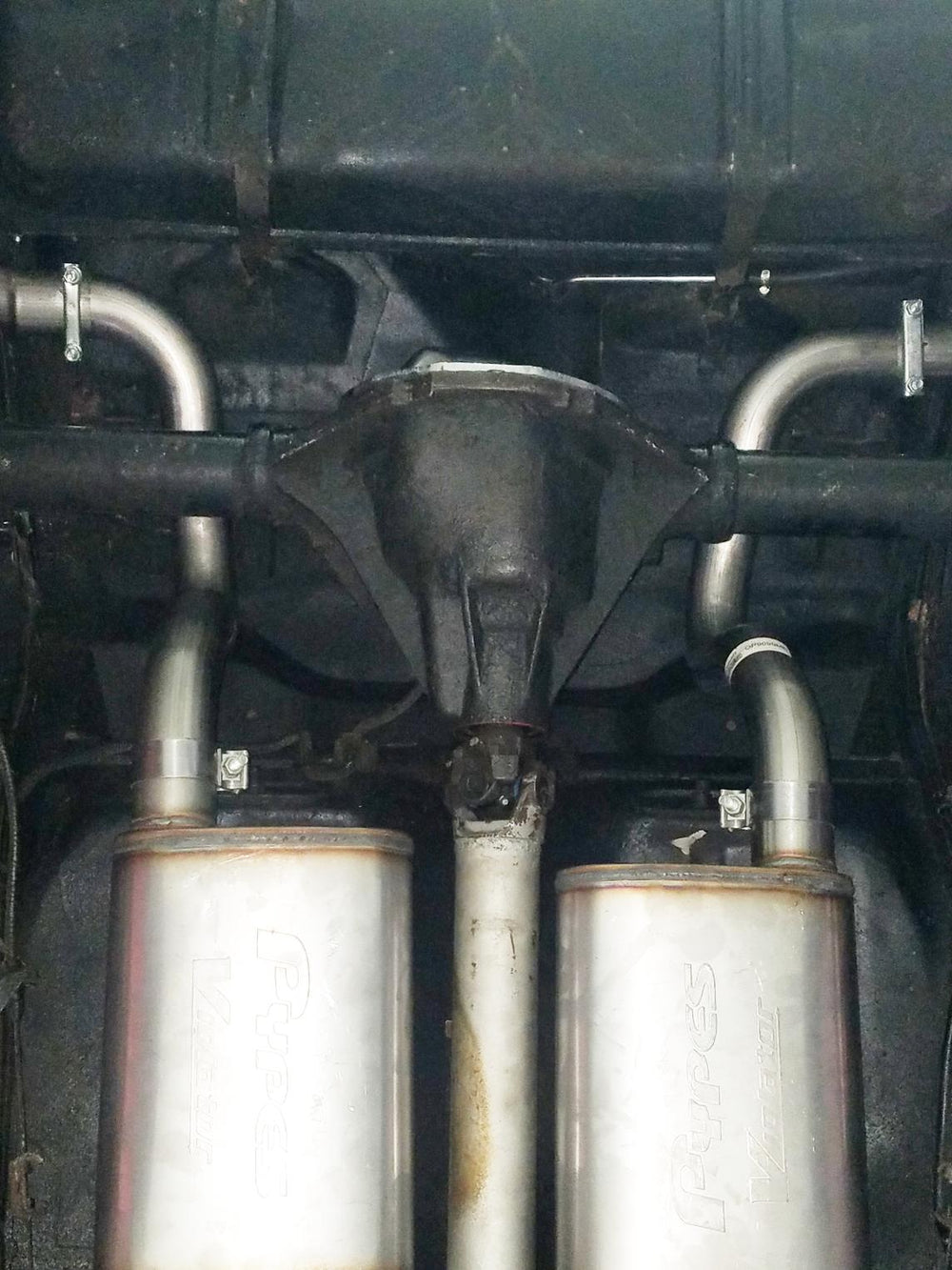 7081 FBODY XF 2.5 IN REAR EXIT SP CROSSMEMBERBACK W/X SYSTEM