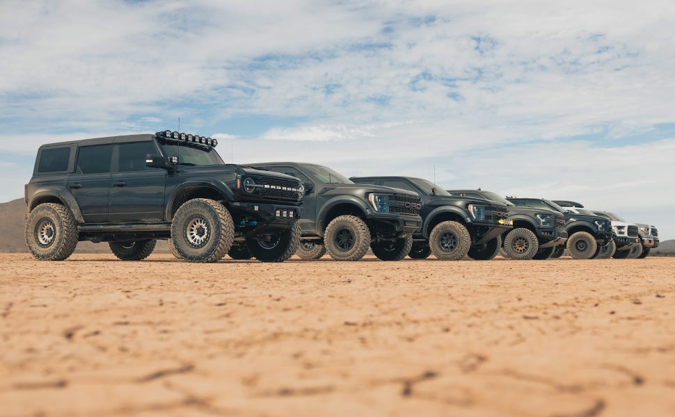 0718 SILVERADO/SIERRA 1500 2WD/4WD FOX 2.0 TRAIL SERIES KIT (UNI UCA)