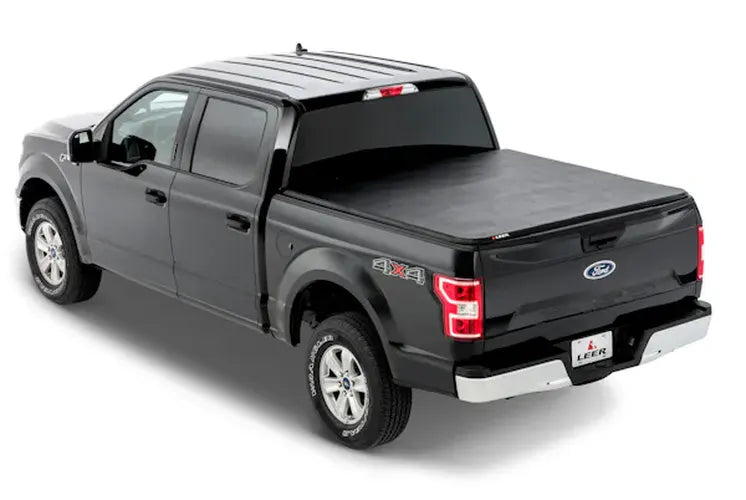LEER 2013+ Nissan Frontier 61NF13 LATITUDE KC/CC 6Ft1In Tonneau Cover - Folding Compact Stndrd Bed