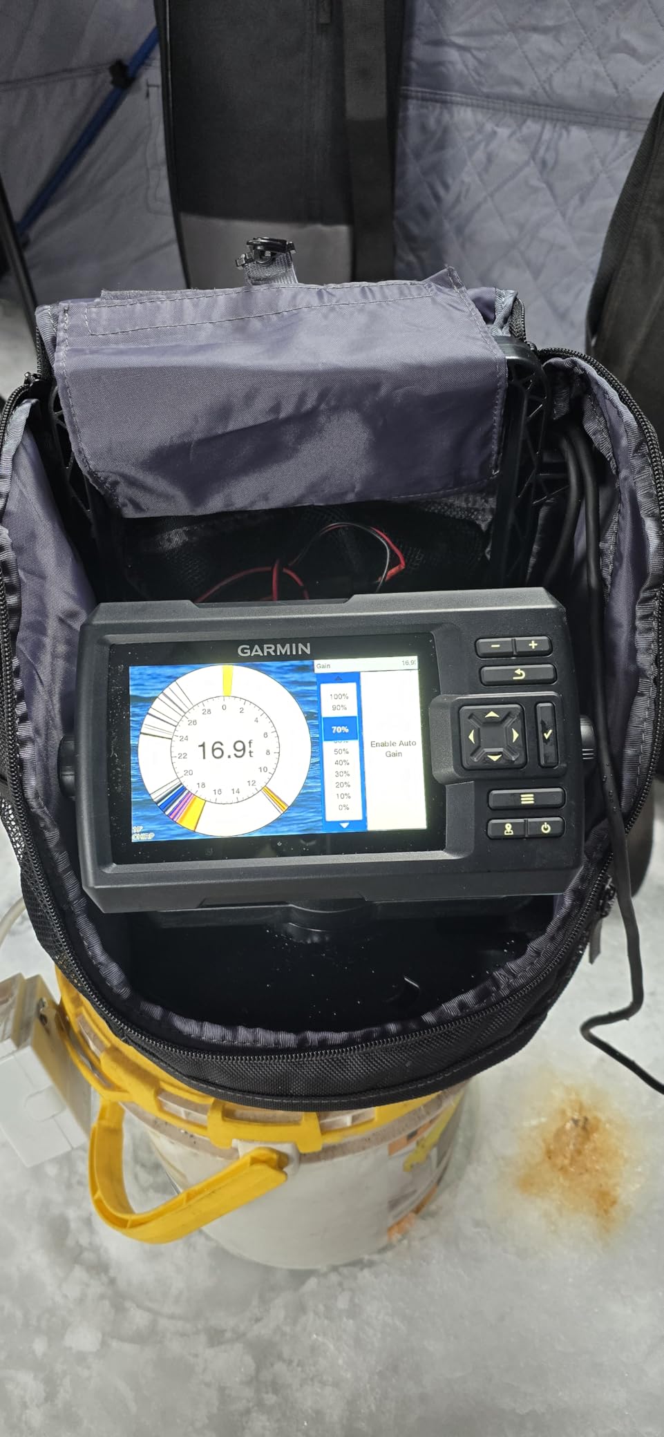 STRIKER VIVID 5CV ICE FISHING BUNDL