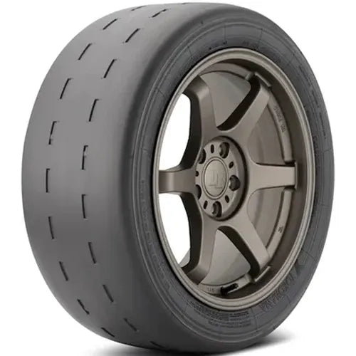 Yokohama Advan A055 Tire - 255/40R17 94W