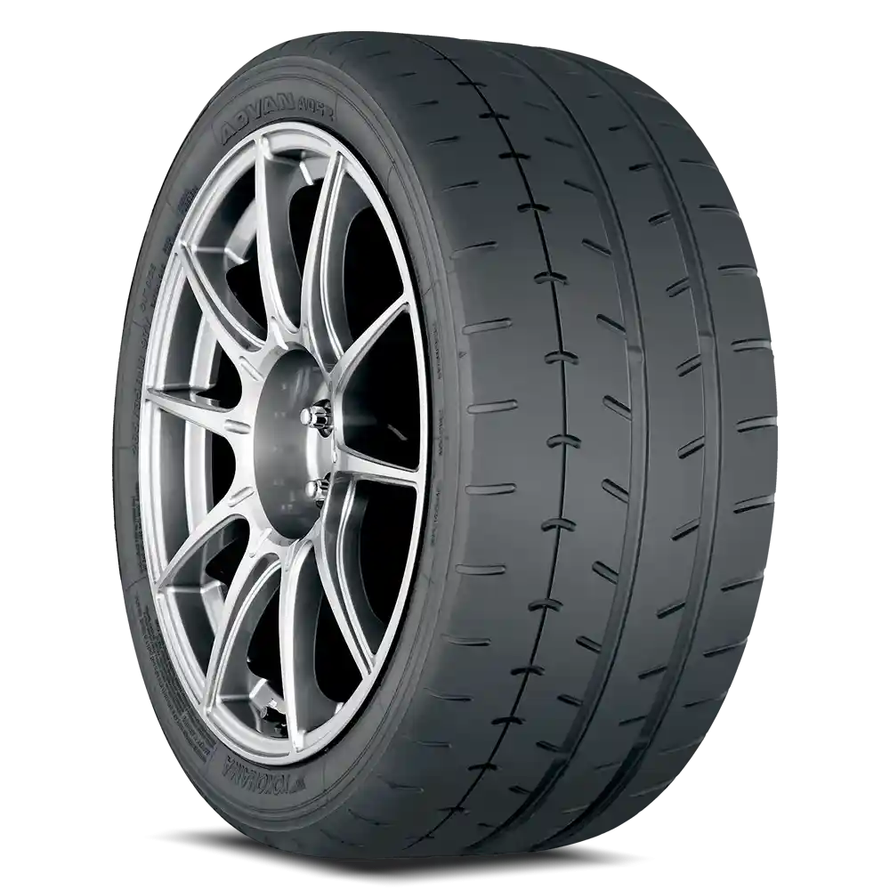 ADVAN A052 225/50R15