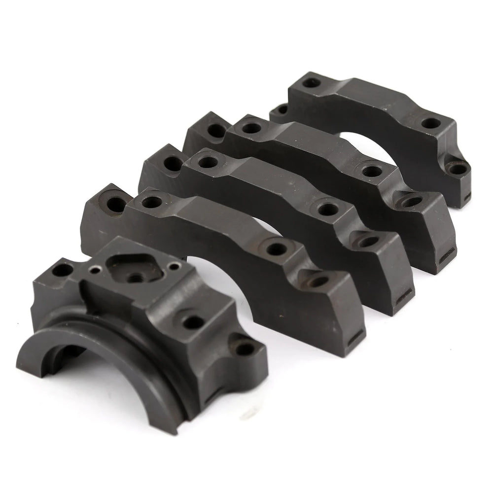 MAIN CAP ANGLED BOLTS BBC