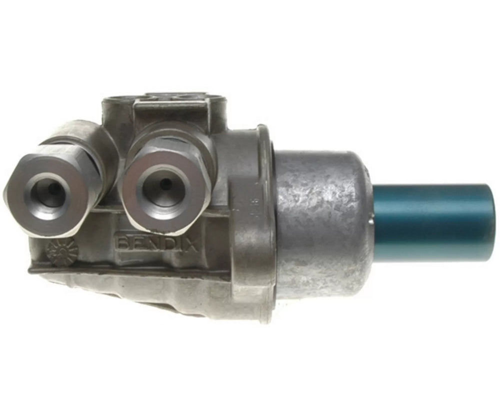 BRAKE MASTER CYLINDERS