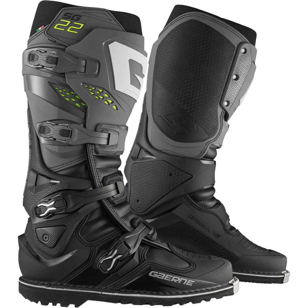 SG22 Limited Edition Gore-Tex Enduro Sedona Red Size 7