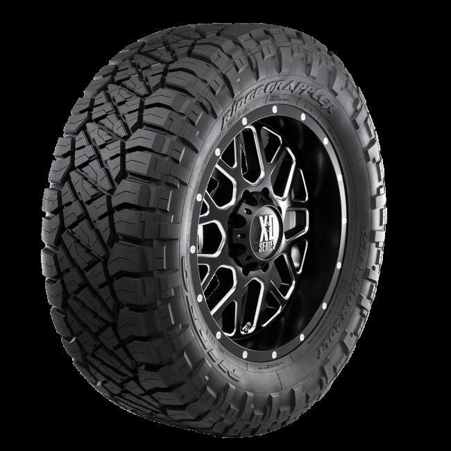 ~(59.1 lbs. 33X16X10)~ NTGRG LT275/60R20 E 123/120Q