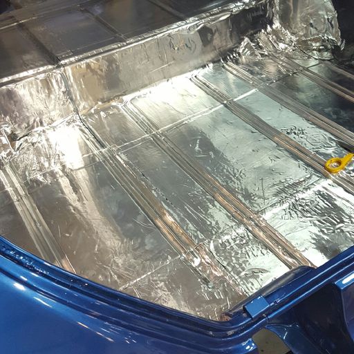 FLOOR PAN/FIREWALL CUSTOM INSULATION KIT POLYMER BLACK BACKING SILVER