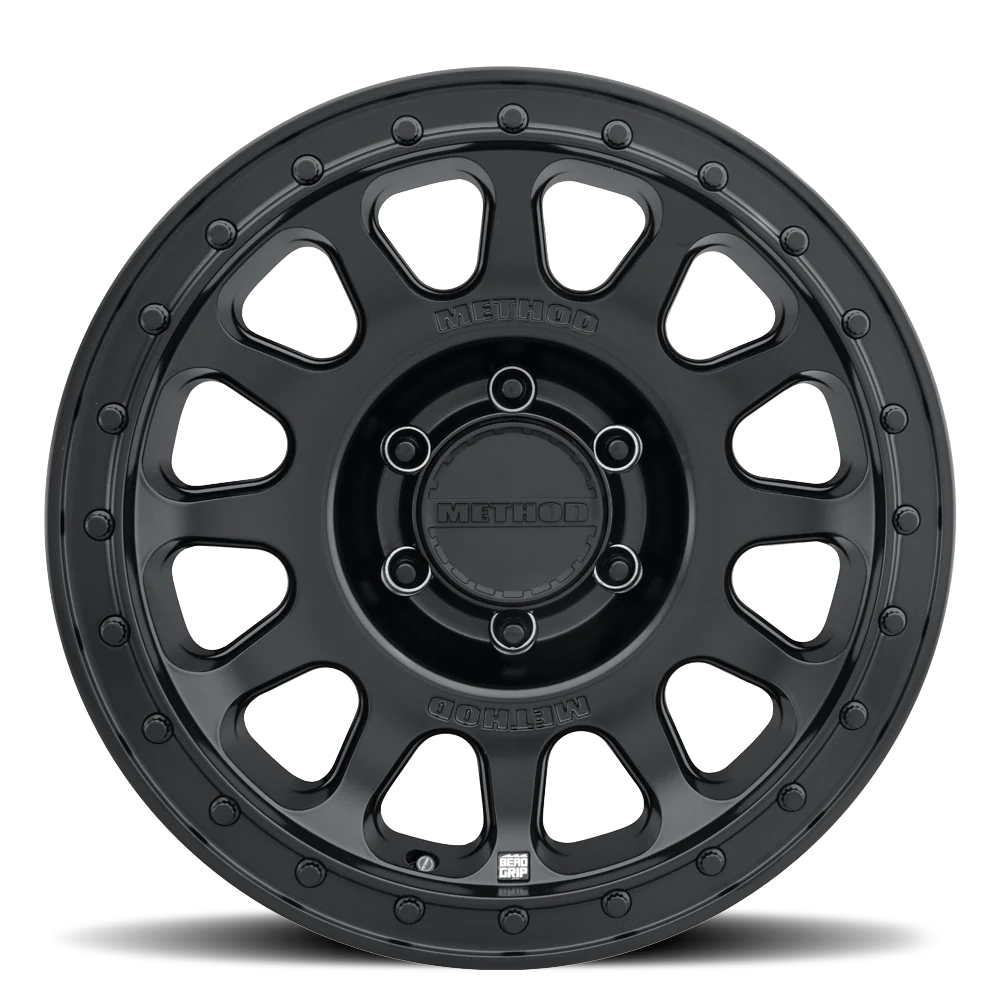 Method MR709 HD Bead Grip 17x 8.5in / ET0 / 5x5 BP / 71.5mm Bore - Black Wheel