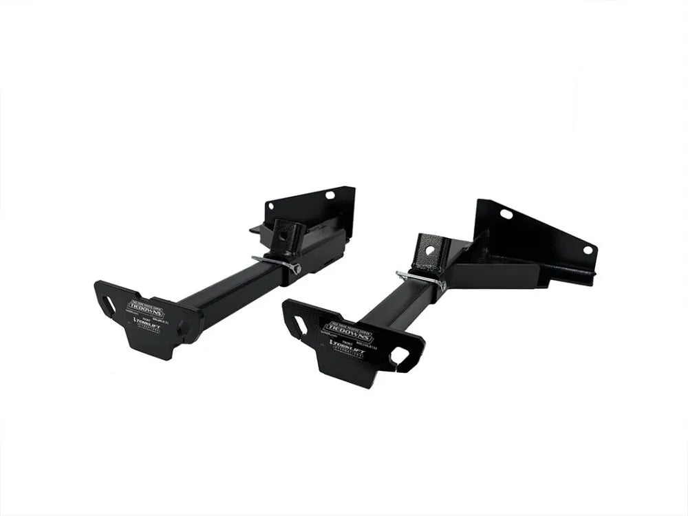 CAMPER TIEDOWNS FRAMEMOUNTED FRONT CHEVROLET / GMC HD 1500 2500 3500