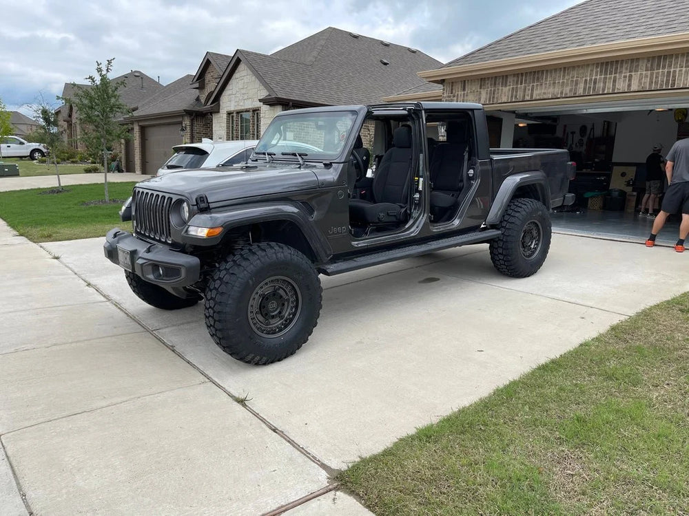 ~(42 lbs. 21X21X12)~ RIPPER 18x9 5x127.00 MATTE BLACK GLOSS BLACK LIP (-12 mm)