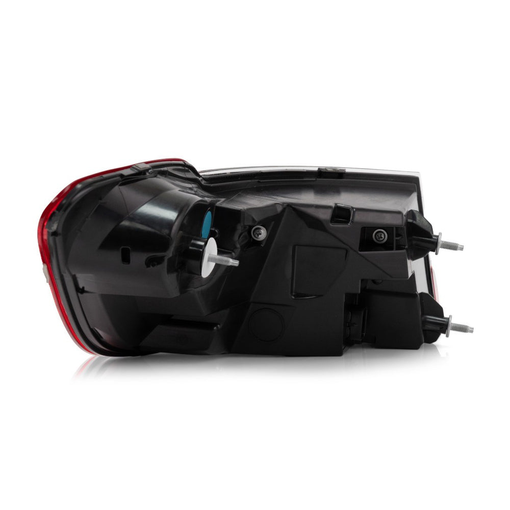BM 3 SERS/HBRD SDN(G20) 2225/M3 SDN(G80) 2224 TAILLIGHT ASSY OTR RH