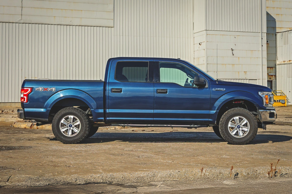 Rough country AC2 Running Boards Amber/White Crew Cab Ford F-150/Lightning/F-250/F-350/Raptor (15-26) 57005