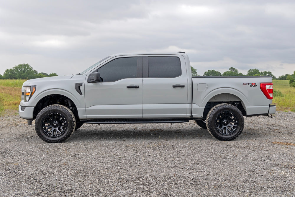 Rough Country OV2 Running Boards Side Step Bars Crew Cab Ford F-150 Lightning F-250 F-350 (15-26) 14011