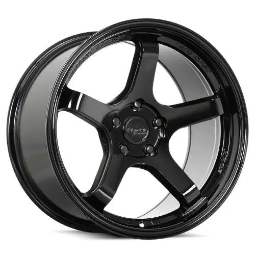 GLOSS BLACK