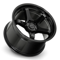 GLOSS BLACK