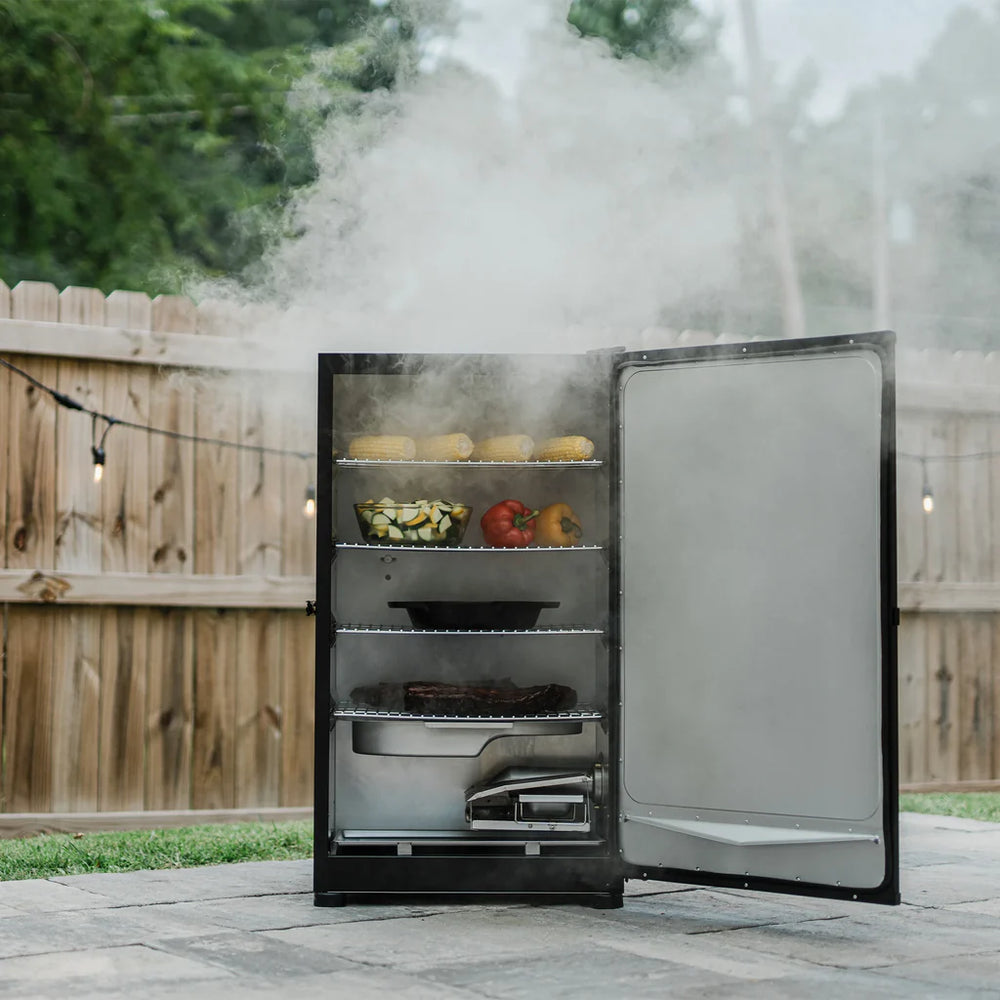 MASTERBUILT 30IN DIGITAL ELECTRIC SMOKER