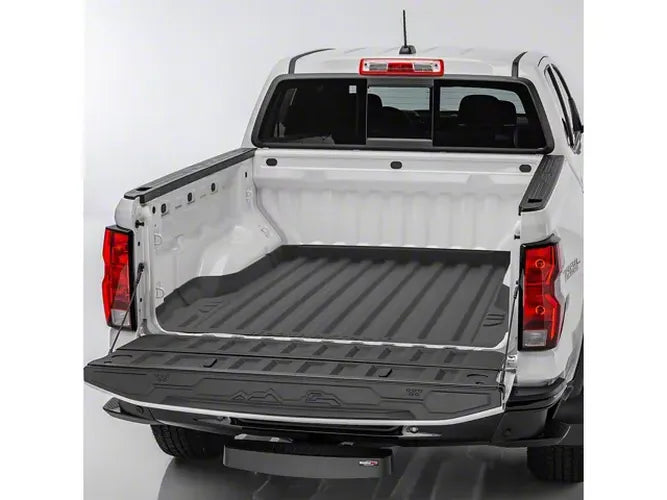 WeatherTech 19-24 Chevrolet SIlverado 1500 / 19-24 GMC Sierra 1500 ImpactLiner - Black