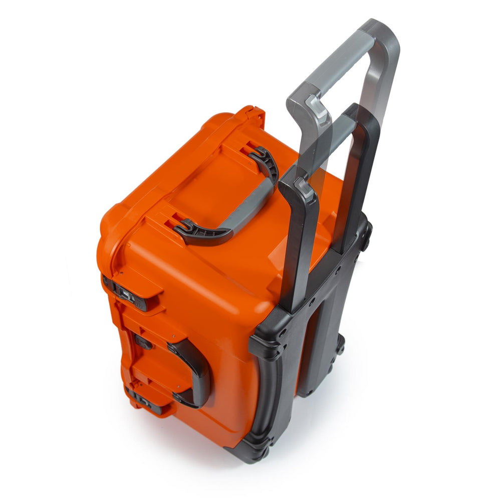 NANUK 938 WATERPROOF HARD CASE W/FOAMORANGE INTERIOR: 21.5 X 12.5 X 11.6IN