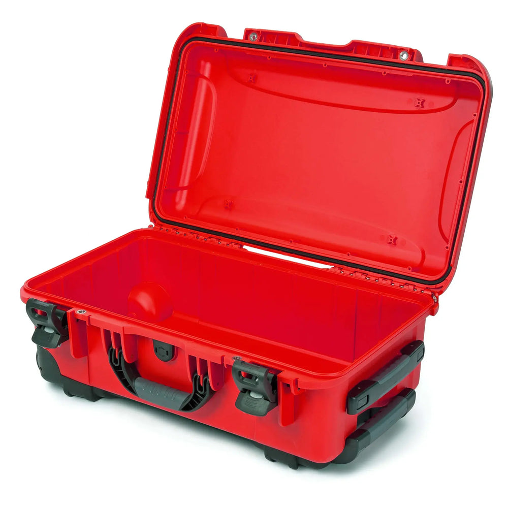 NANUK 935 WATERPROOF HARD CASE W/PADDED DIVIDERRED INTERIOR: 20.5 X 11.3 X 7.5IN