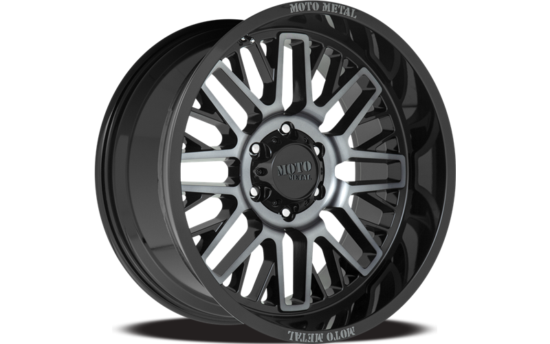 MO802 20x10 5x139.70 GLOSS BLACK MILLED (18 mm)