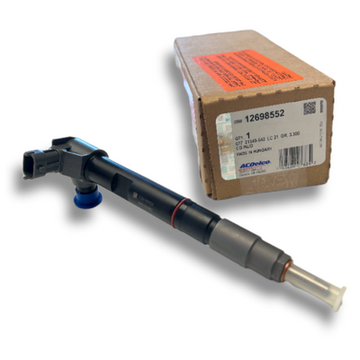 Industrial OEM 6.6 Duramax L5P Fuel Injector CORE CHARGE OF $150.00 APPLIES 12698552