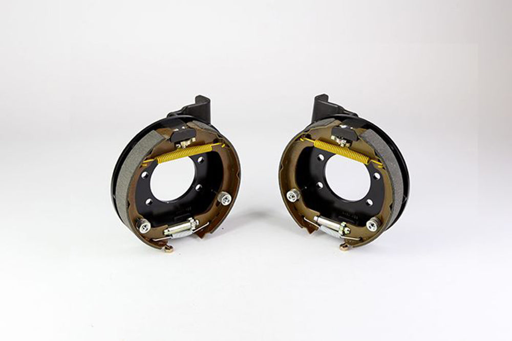Wilwood BRACKET KITDISC DRUMMUSTANG8.8 2.50