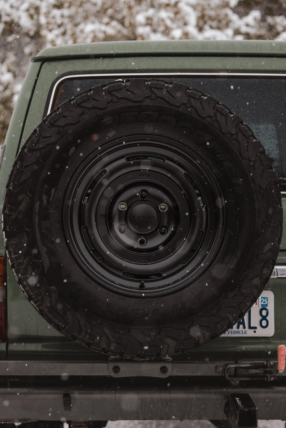 Nomad black auto part