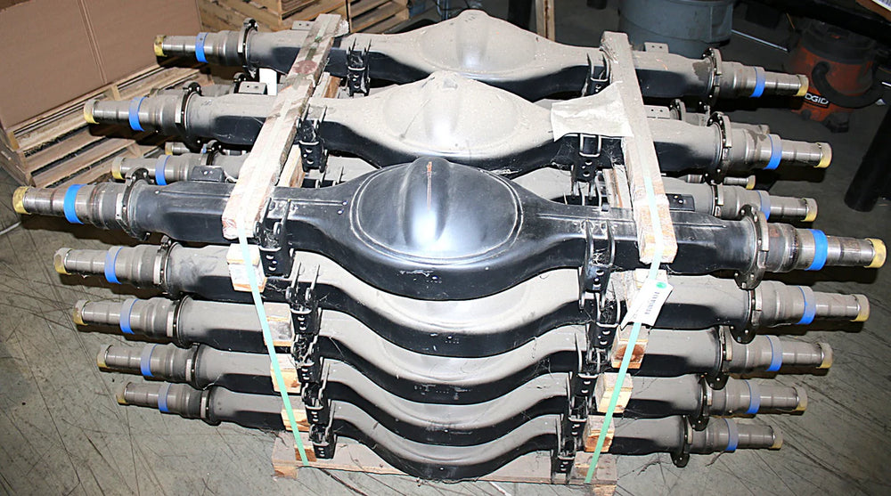 HOUSING & STUD ASSY