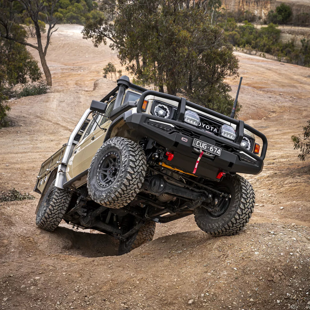 S RAIL STEP 79 V8 C CHASS