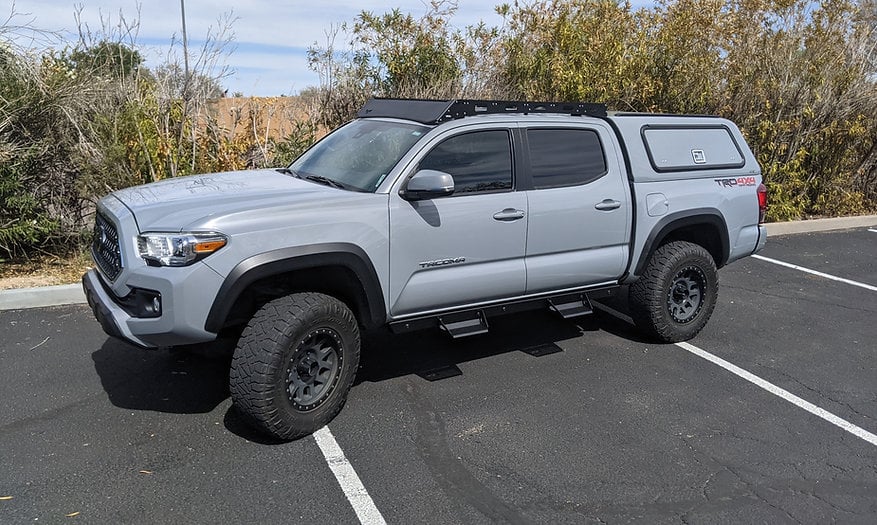 05C TACOMA CREW CAB ALUMILITE HOOP STEPS