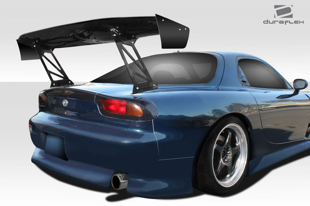 Universal 74 Duraflex VRX V1 Tall Wing Complete Kit - 9 Piece - Includes VRX Air Foil Blade (113240) VRX Wing Stands (113243) VRX Wing V1 End Caps (113244) VRX Hardware Kit (115111)