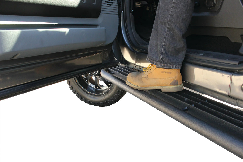 0713 TUNDRA DOUBLE CAB RANGER RUGGED STEPBLACK