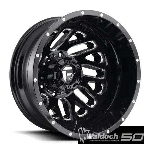 D581 20X8.25 8X210 GL-BLK-MIL -221M