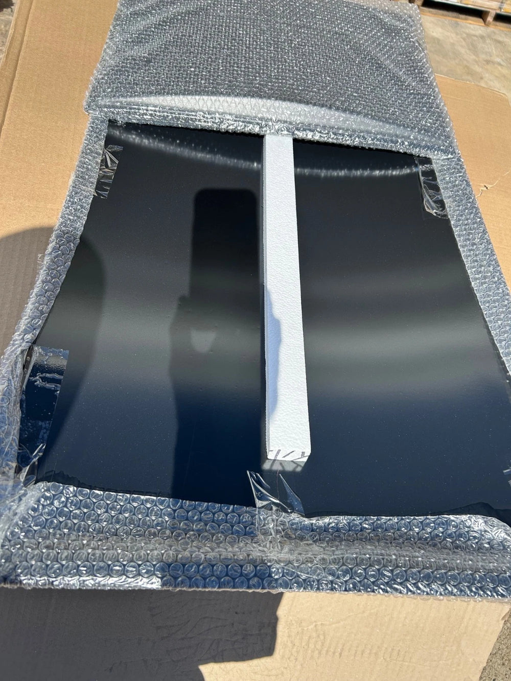 A DOOR PANEL SET RAISEDALUMINUM DM2852
