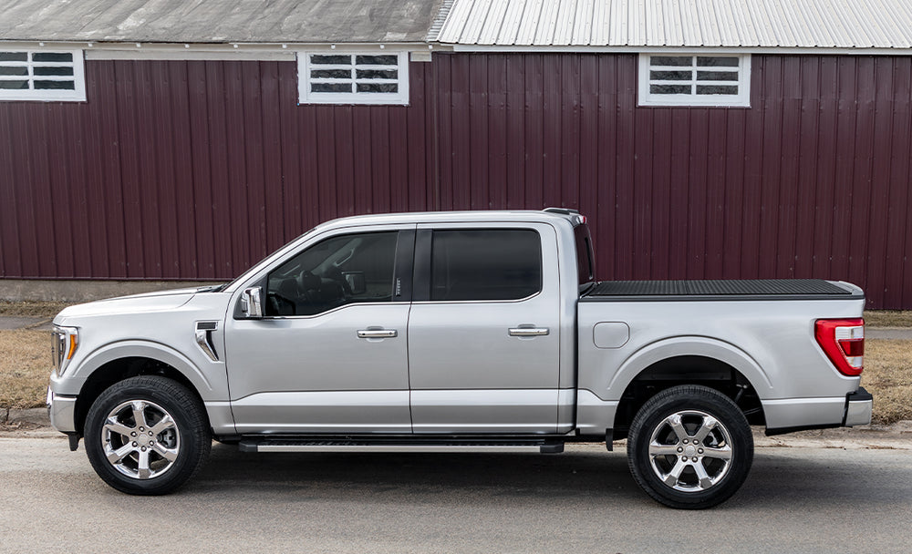 LOMAX FOLDING HARD COVER 22-ON Toyota Tundra 5 ft 6 in. (w/ deck rail) Carbon Fiber Single Rail