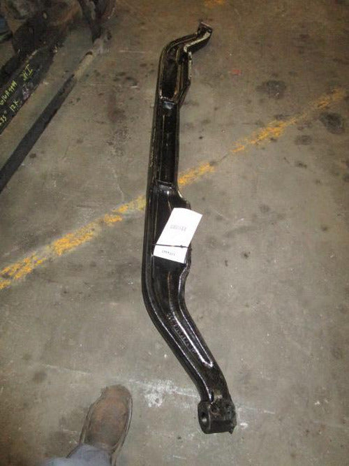 STEER AXLE ASSEMBLY