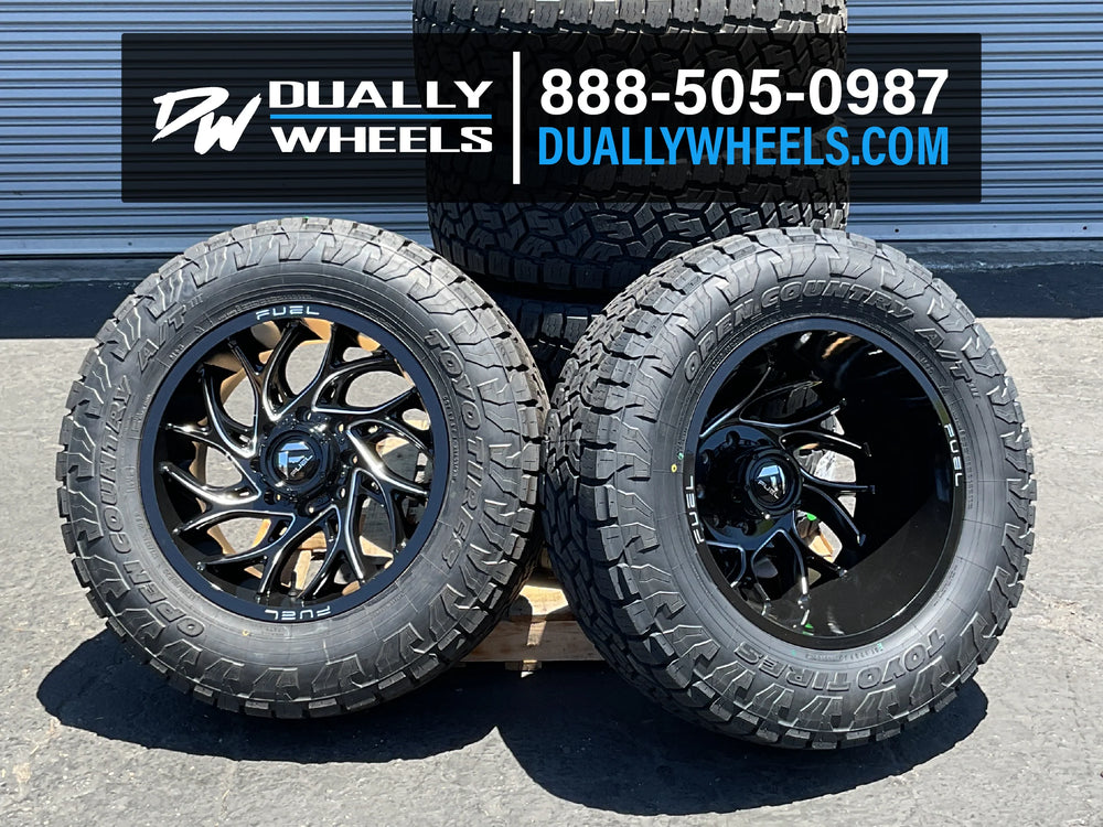 D741 20X8.25 8X200 GL-BLK-MIL -227M
